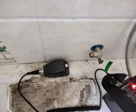 沙依巴克屋顶漏水维修公司分享下卫生间漏水的危害及解决方法